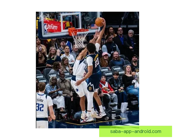 约基奇创纪录轰23分21篮板19助攻距场均三双仅差32助攻荣膺中锋第一